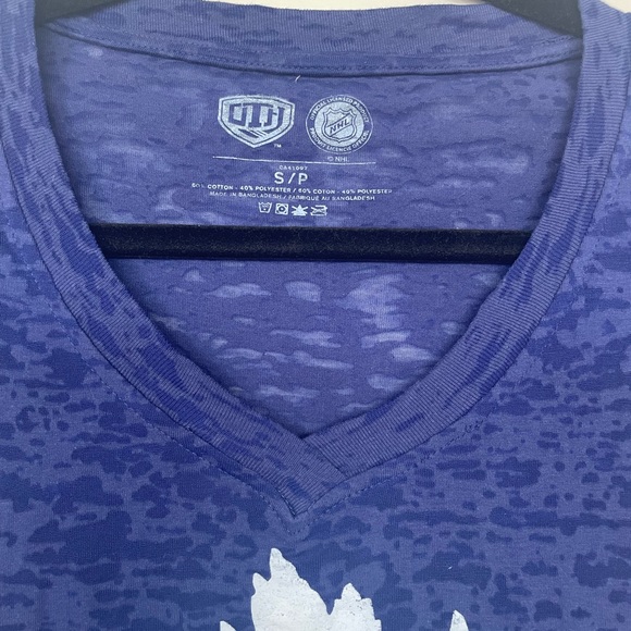Toronto Maple Leafs tshirt! - Picture 3 of 3